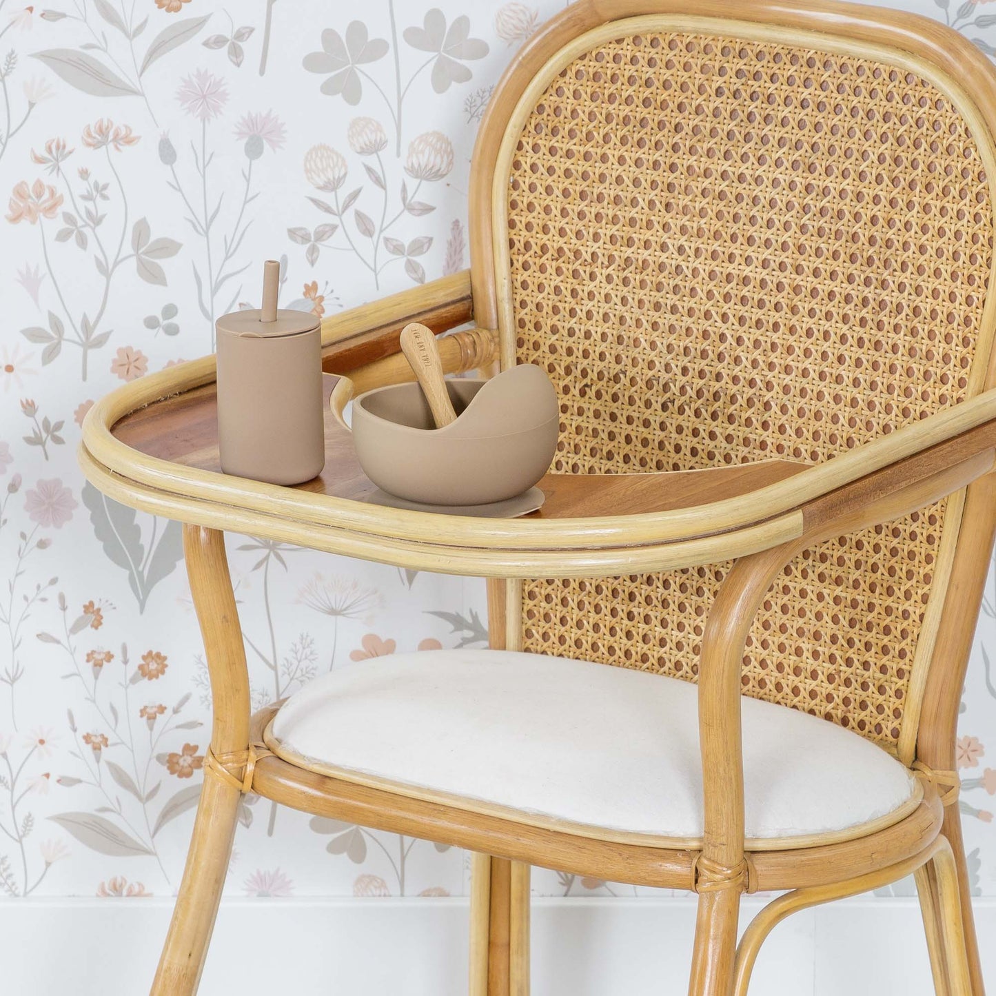 Siliconen Kom met Lepel en Beker Beige